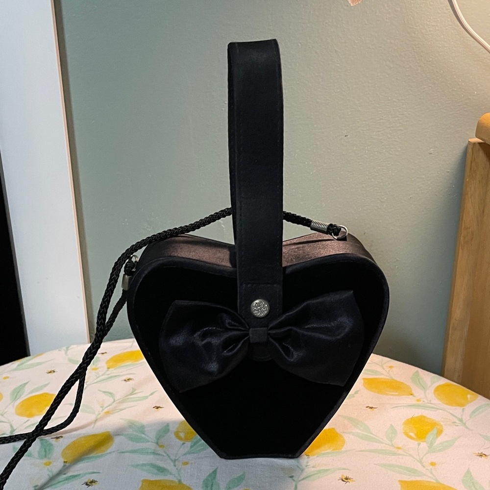 Swarovski Elegant Black Heart Mini Bag